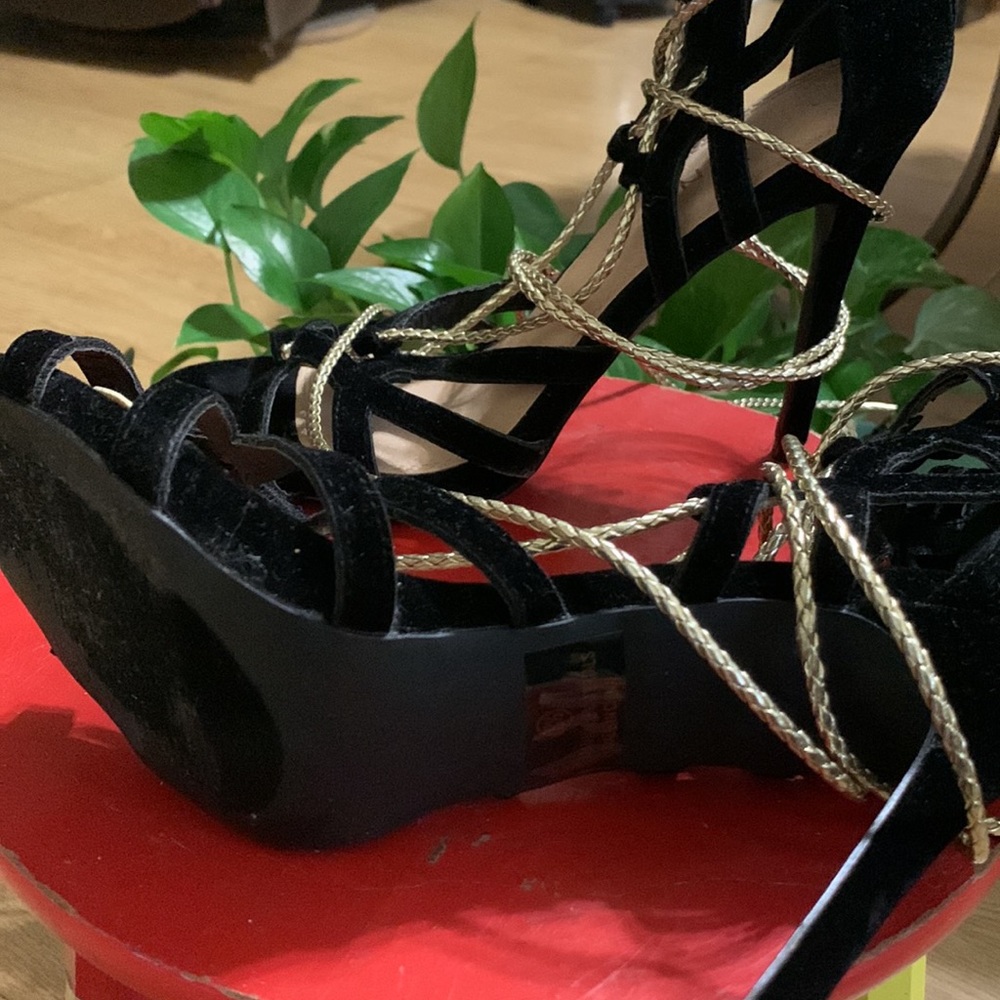 Beautiful Heels👠👠 - Picture 2 of 2